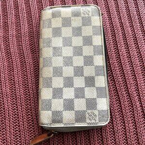 Louis Vuitton Zippy Wallet Damier Azur